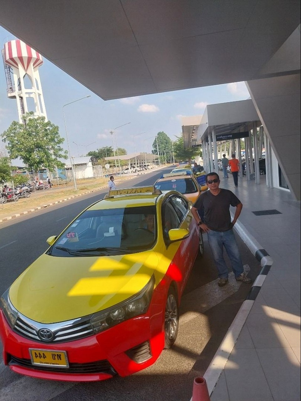 แท็กซี่อุบล 24.ชม